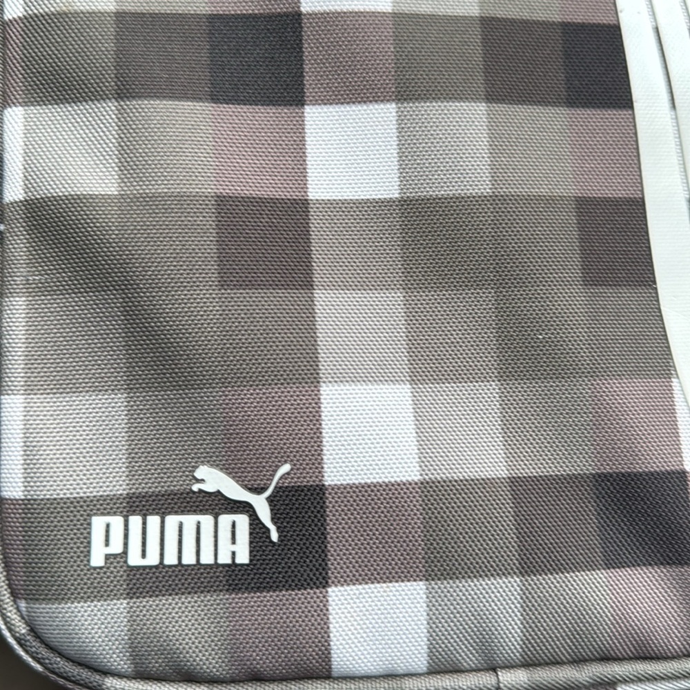 Puma case multiple uses - Picture 3 of 5